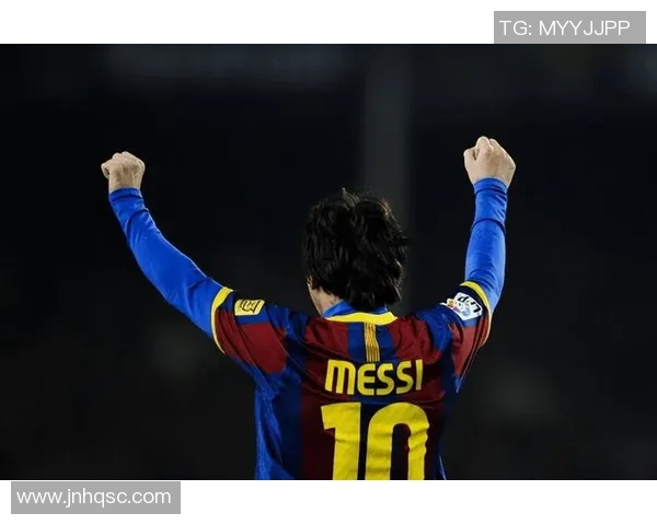 低调巨星不张扬 磨砺与坚持成就足球传奇