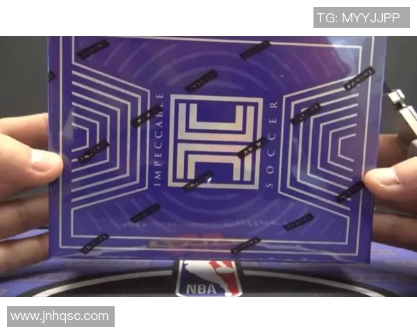 AC米兰足球球星卡全新发售 精美盒装收藏版震撼登场 AC米兰足球球星卡全新发售 精美盒装收藏版震撼登场