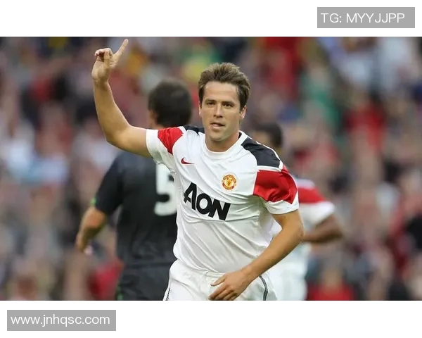 足球传奇球星精彩集锦回顾 荣耀时刻与经典进球再现